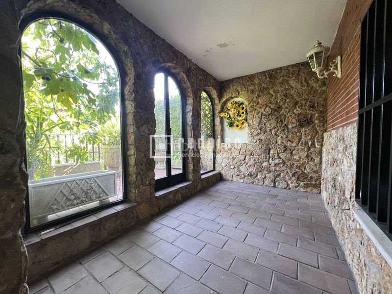 Foto 93b61b0d-5f02-46ae-9d9e-acd9fb6d1c00. Rent chalet with heating parking pool in Palomas Madrid