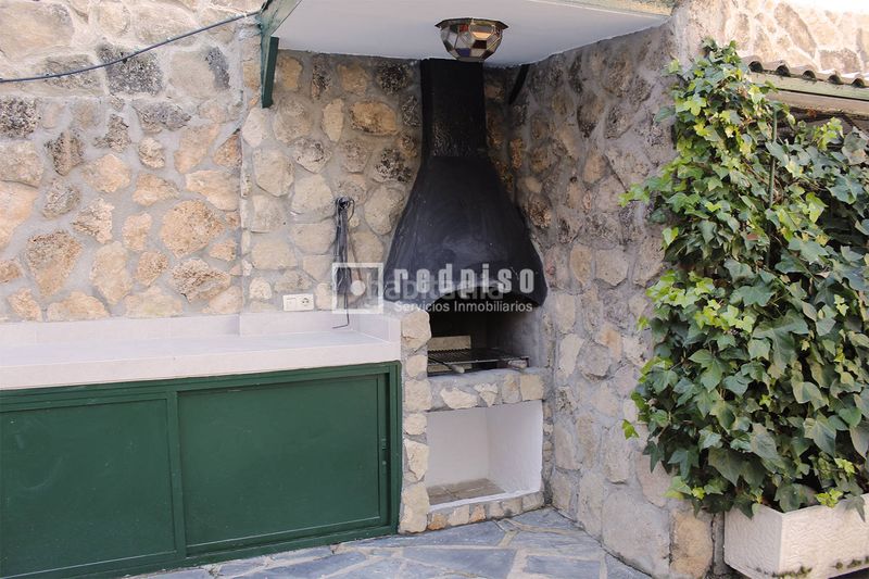 Foto 99462e2f-1e60-4144-b5dc-cef969ca67db. Rent chalet with heating parking pool in Palomas Madrid