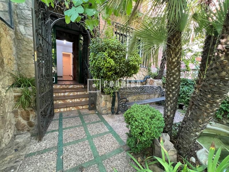 Foto ada5e5d5-3a95-46c9-ae89-83fc20f66e69. Rent chalet with heating parking pool in Palomas Madrid