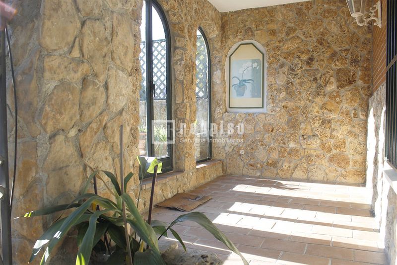 Foto df3fb9f9-8d73-4a2a-82aa-78abab00c68a. Rent chalet with heating parking pool in Palomas Madrid