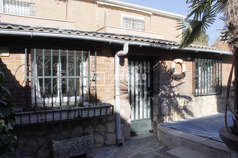 Foto f515486b-2dde-4a19-b264-d063c5deb1a5. Rent chalet with heating parking pool in Palomas Madrid