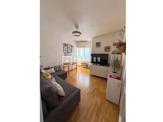 Etagenwohnung in Canillas. Se vende piso reformado con garaje
