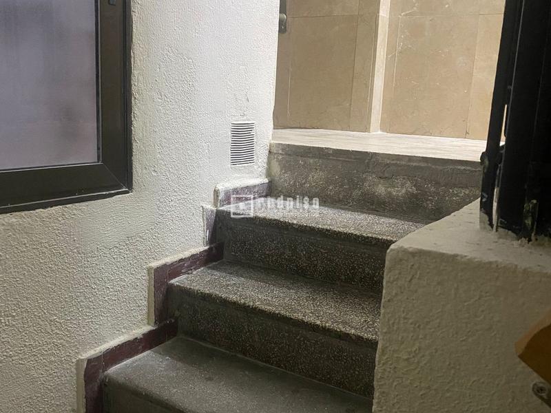 Foto abd84c26-4892-4524-b632-0ecb127ee32e. Local comercial redpiso vende local trastero!!! en Madrid
