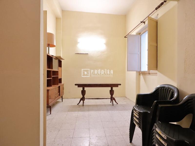 Foto 9c82dbb5-166a-4302-82aa-981de6d2dd92. Piso oportunidad en Arapiles planta baja con gran potencial en Madrid