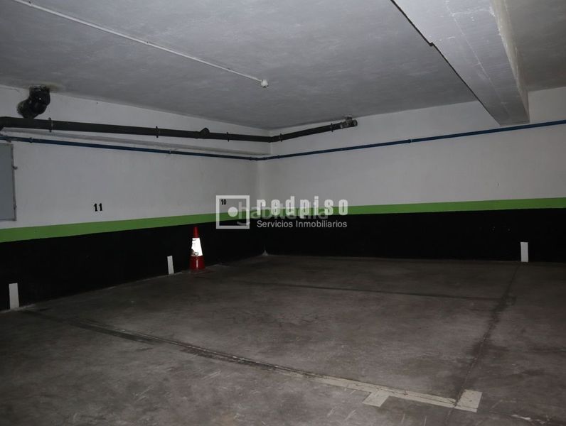 Foto b22ec2f8-5d52-4322-b32f-4b5c94b704d7. Aparcament cotxe a Arapiles Madrid