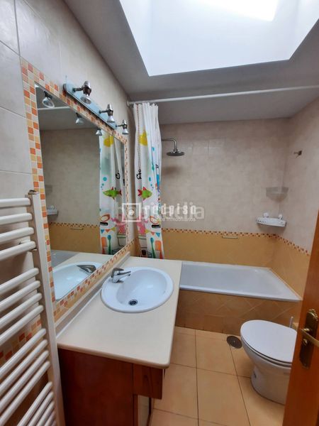 Foto 2c1b3f76-0b2a-4bba-904d-b792b8a446cd. Piso en Centro Colmenar Viejo