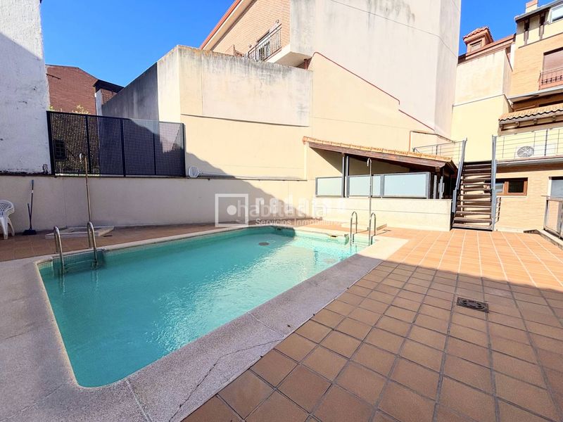 Foto 8f584655-3950-4e0d-811d-da3b0d8c4443. Pis amb calefacció aparcament piscina a Centro Colmenar Viejo
