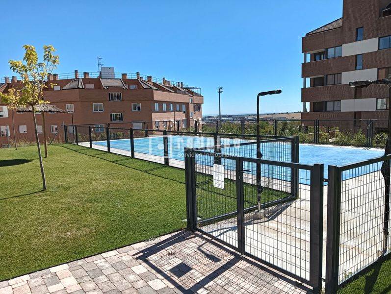 Foto 6301f4cb-79f0-484f-a1b4-900d17d97662. Monolocale con parcheggio piscina in San Crispín-La Estación Consorcio Colmenar Viejo