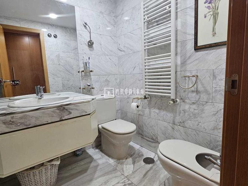 Foto a379baa7-3763-4e82-b8f4-8d9953501d19. Appartement avec chauffage parking piscine dans Delicias Madrid