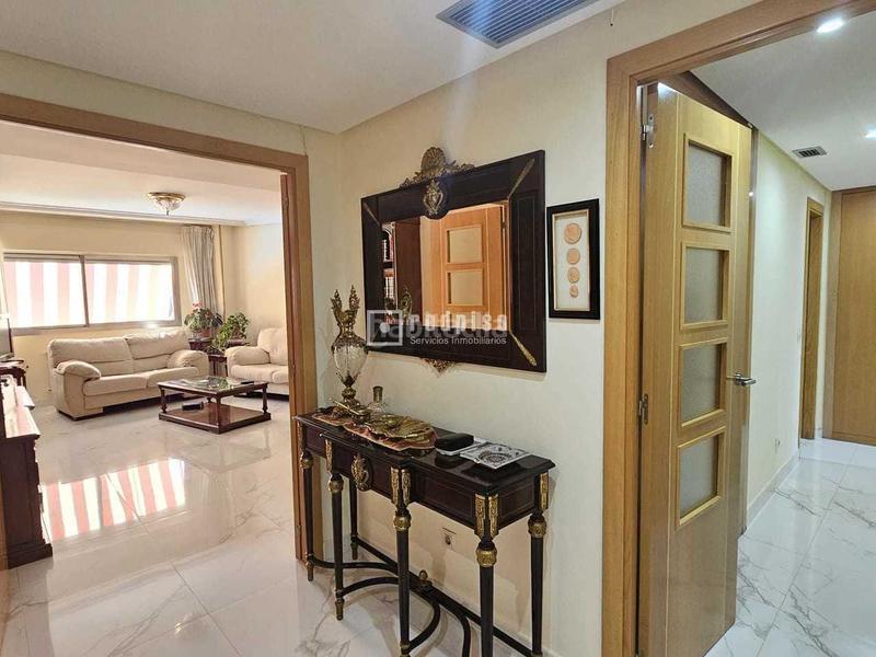 Foto eb7c17a0-42d0-435d-b36c-2e7d67d3520e. Flat with heating parking pool in Delicias Madrid