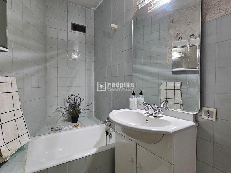 Foto 52926a4a-06b4-481d-9256-7e65ac22b111. Etagenwohnung mit heizung in Chopera Madrid