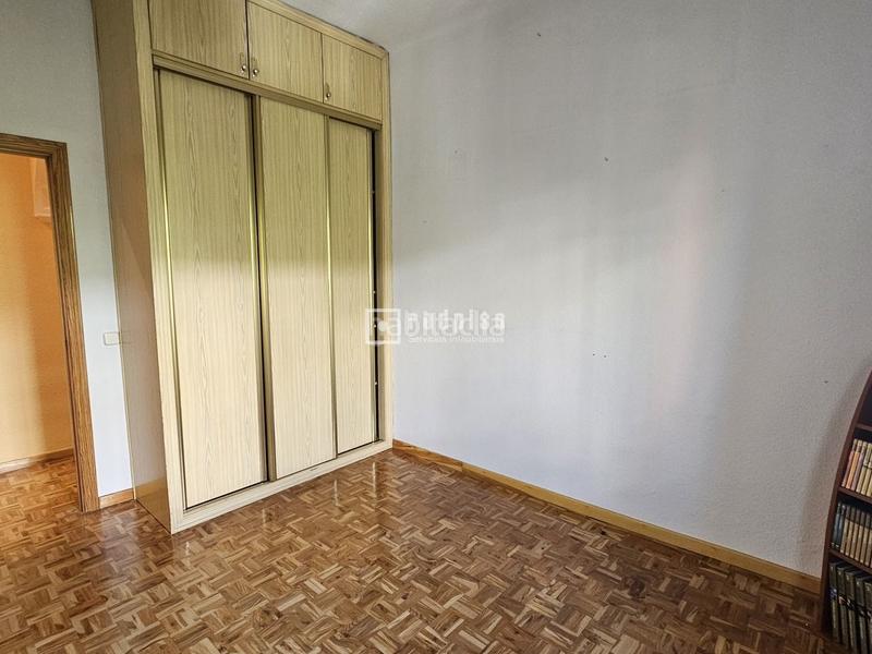 Foto 156f509d-7b1a-4b96-bdfa-21ab2e8d6488. Piso en Delicias Madrid