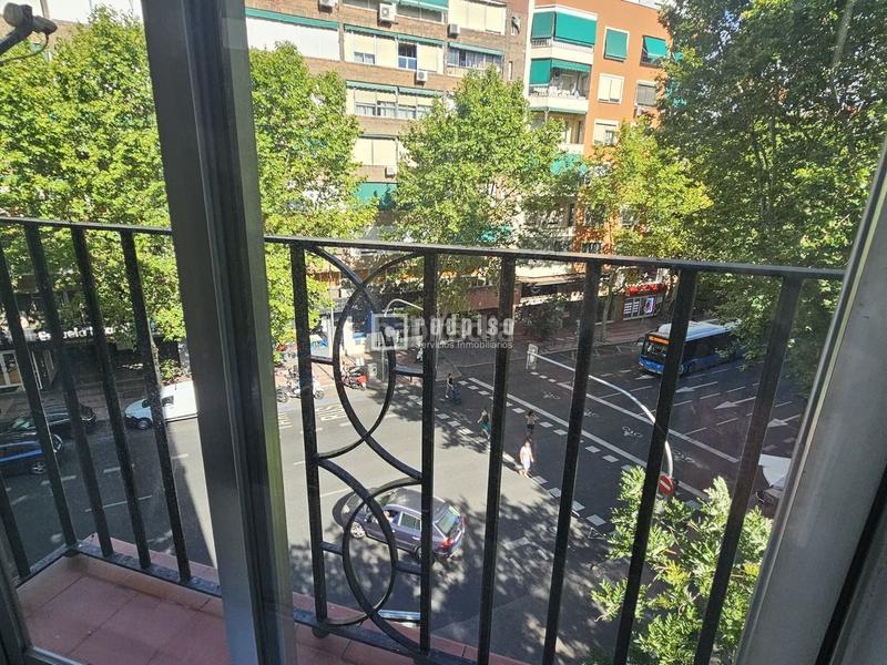 Foto 599d9df1-5161-4b3e-baff-c673b1123ec6. Piso en Delicias Madrid