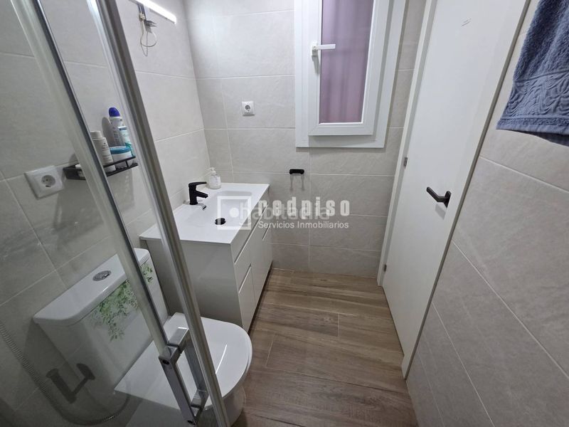 Foto 9d6d99b5-ed0f-447c-917a-6d5b2d7b7f03. Estudio en Delicias Madrid