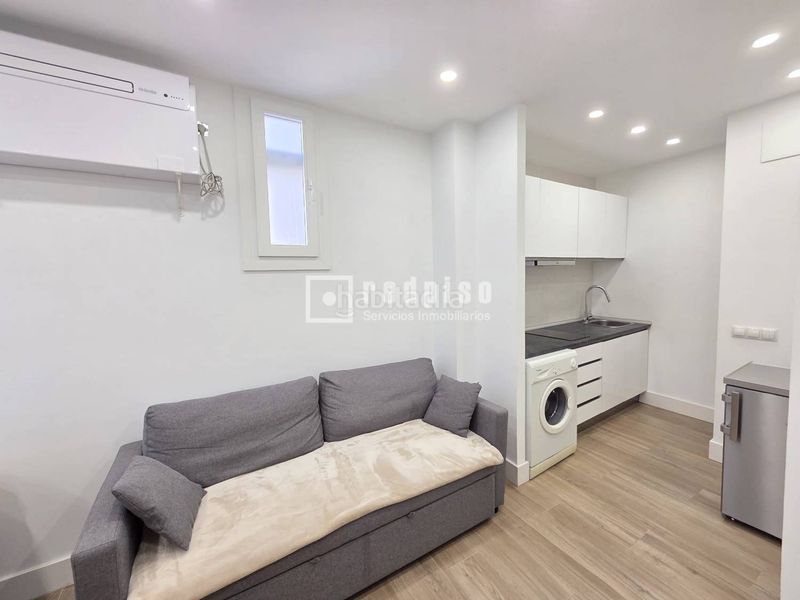 Foto fca55c6b-b6cb-4648-af4a-95cc5a2910ab. Estudio en Delicias Madrid