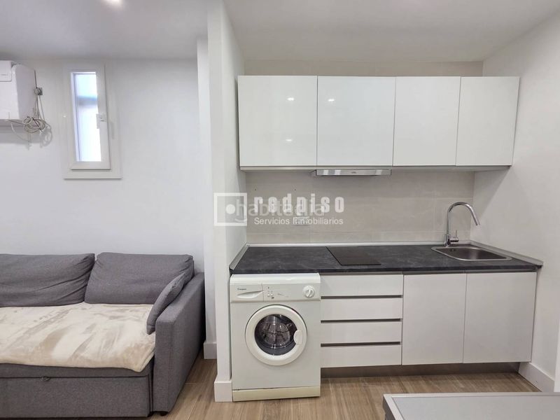 Foto fd0d11d0-cc8f-436b-96a6-69f6b93b5aba. Estudio en Delicias Madrid