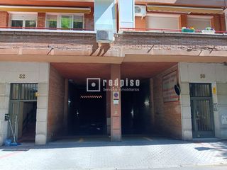 Autoparkplatz  Del general palanca. Plaza de garaje en calle caceres esquina con paseo santa mª de l