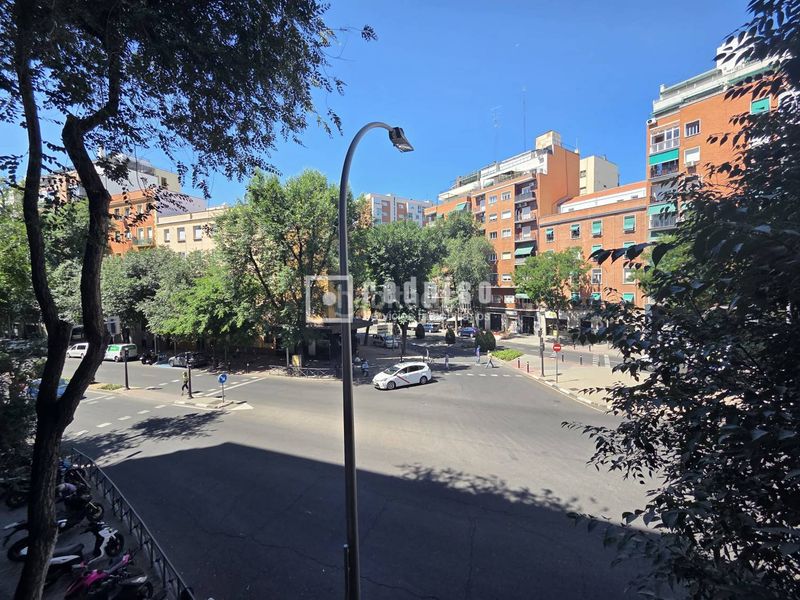 Foto e0e6c7b0-8b12-4faf-8ee4-59a70a13f4d8. Pis amb calefacció a Delicias Madrid