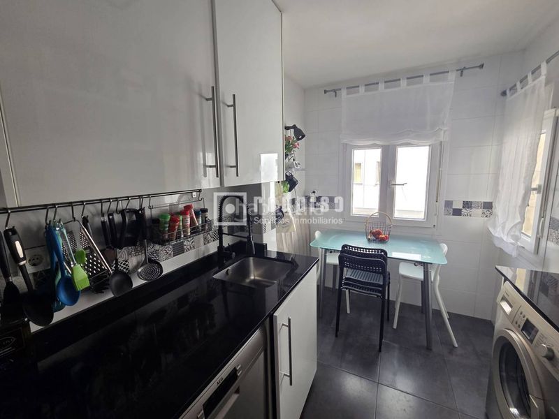Foto 9ced0a56-ed67-4c41-a3a6-1148ee953324. Flat with heating in Chopera Madrid