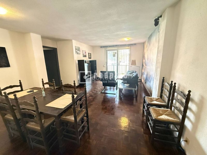 Foto b2cf6310-c473-42c4-bed7-a35372a64186. Etagenwohnung mit heizung parking in Universidad Getafe