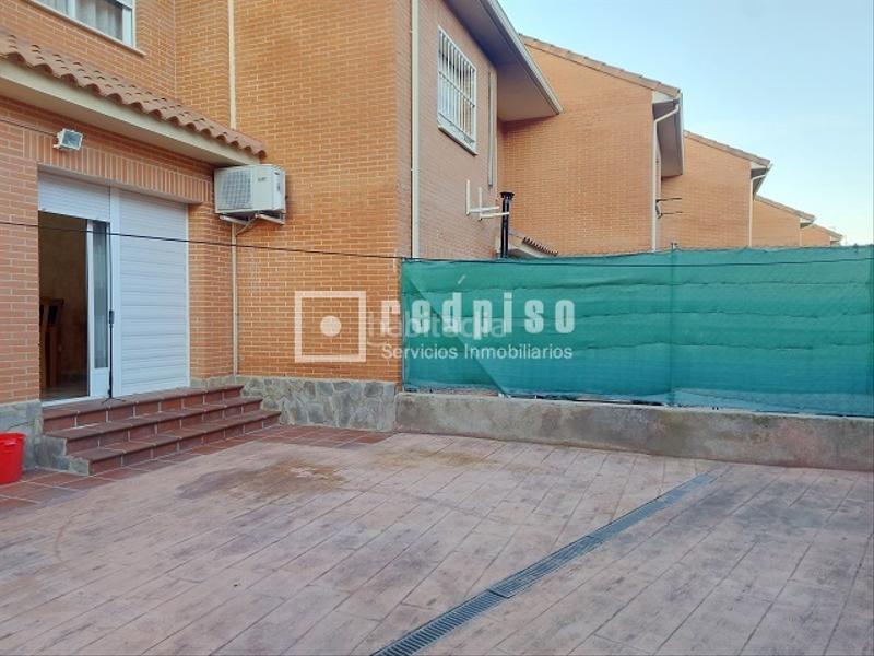 Foto 110179d7-c731-48b7-9df8-8f20a09edebf. Chalet con riscaldamento parcheggio in Yuncos