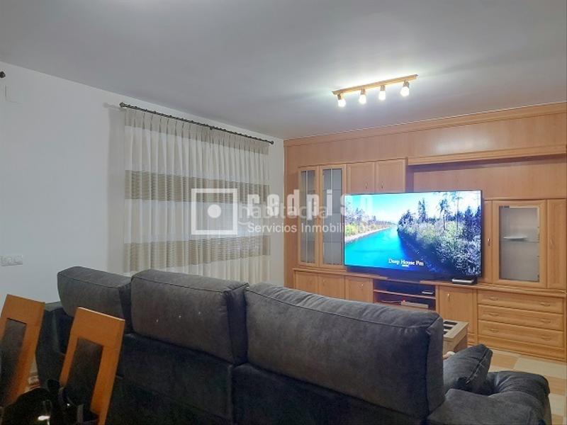 Foto 212896a3-5ac4-4546-a900-49225a07b1fa. Chalet con riscaldamento parcheggio in Yuncos