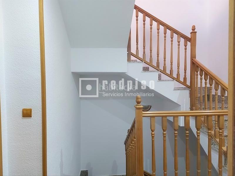 Foto 86d0b54f-6f9d-473c-94e7-84732905419d. Chalet con riscaldamento parcheggio in Yuncos