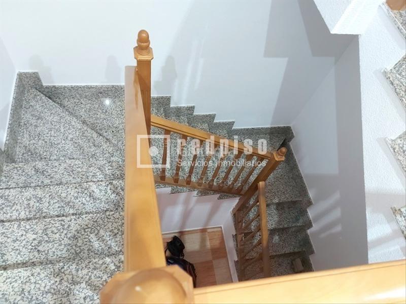 Foto 8df4e790-e040-4219-a463-563365ad633d. Chalet con riscaldamento parcheggio in Yuncos