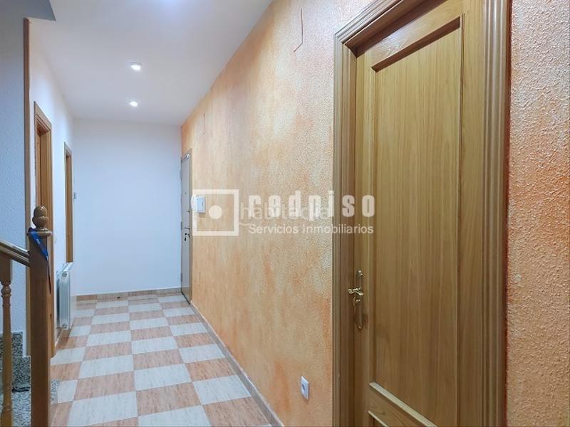 Foto 908ad243-2b1a-4860-ab5c-4205d71afae1. Chalet con riscaldamento parcheggio in Yuncos