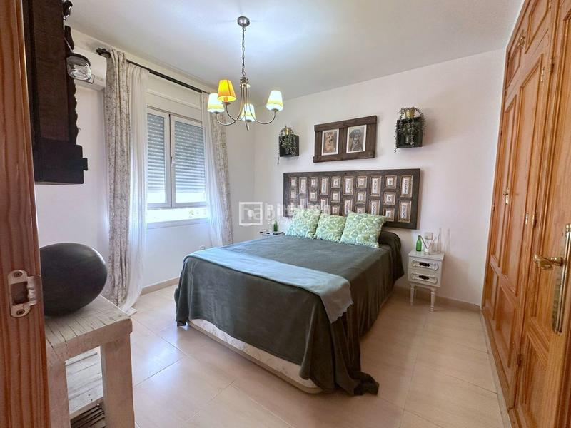 Foto 04d91987-d3b0-4024-b342-159bbe975d76. Chalet con riscaldamento parcheggio in Yuncos