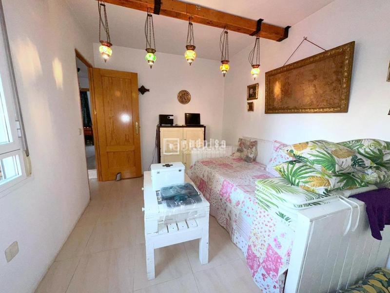 Foto b988e29a-0a03-423e-9b1a-49843b8f385a. Chalet con riscaldamento parcheggio in Yuncos