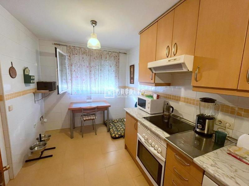 Foto f348c1d2-cda4-421b-8422-d1426ea6f2aa. Chalet con riscaldamento parcheggio in Yuncos