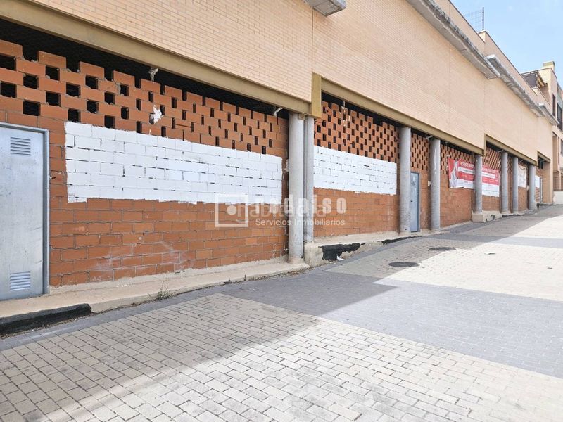 Foto 64d1fd62-6fe2-4f6e-a227-4169a20bb493. Local comercial locales en venta, en el señorio , desde 90 m2.!!! en Illescas