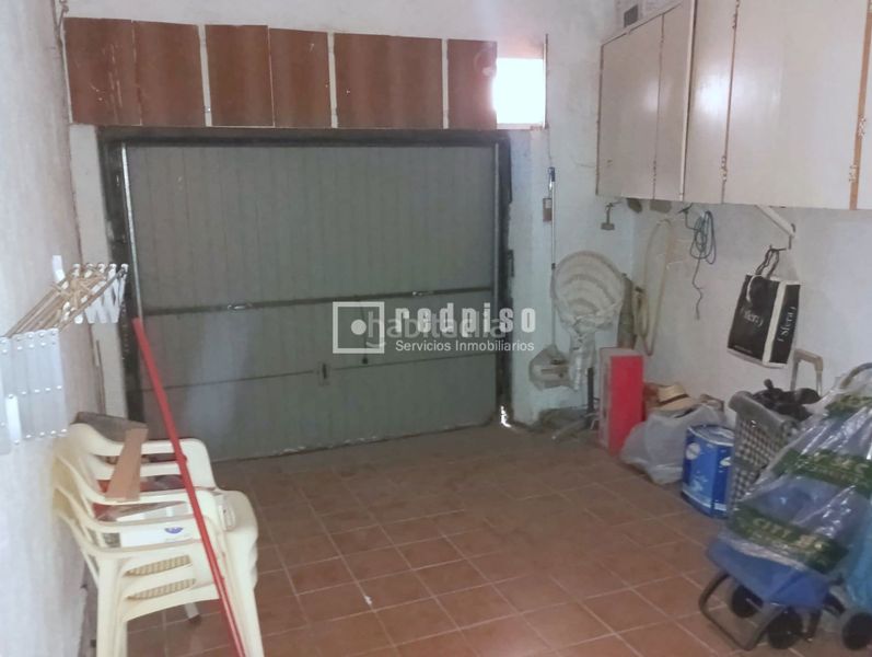 Foto abdb2e81-eedc-47c0-9c9d-d7416cc3ef77. Casa amb calefacció aparcament a Esquivias