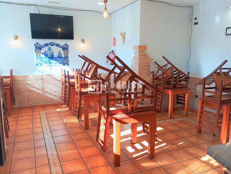 Foto 7b626e7f-c6af-4dc3-84e4-9670cc2f151c. Local comercial a Yuncos