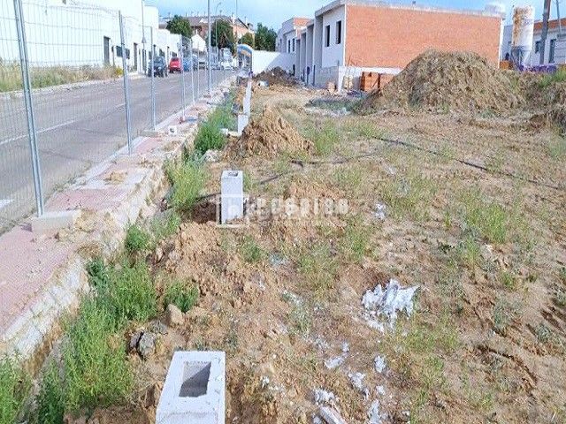Foto 8bab3a1f-f40e-4094-8362-902f9f5b5206. Terreno residenziale in señorío de Illescas Illescas