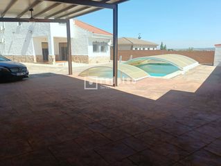 Casa en Viso de San Juan (El). Fantástica casa independiente en el viso de san juan!!!