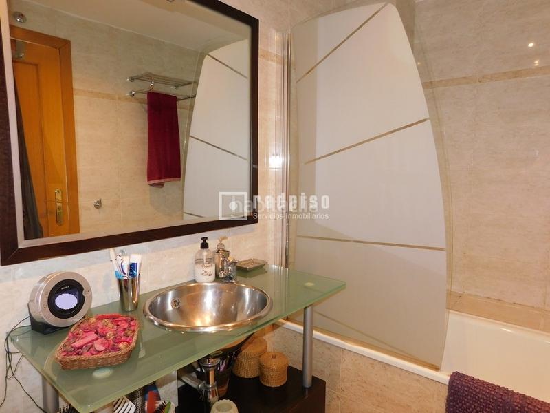 Foto df7c5d0f-f940-4fe3-87f0-09f5500fe37f. Appartamento con riscaldamento parcheggio piscina in Madrid