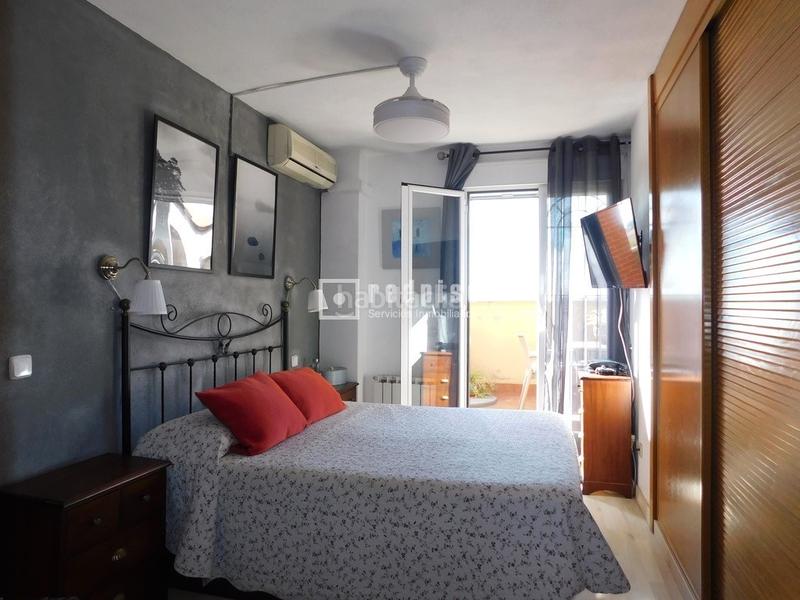 Foto 770e38a9-e304-486a-af3b-f80a314e8fad. Flat with heating parking pool in Butarque Madrid