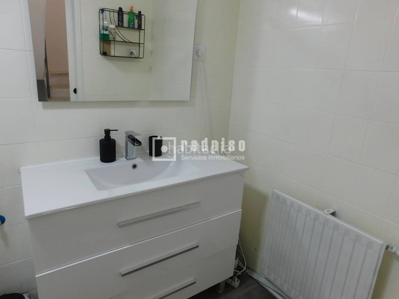 Foto 52491474-ca03-48d4-b868-ddd7d3f7fa92. Casa amb calefacció piscina a Perales del Río Getafe