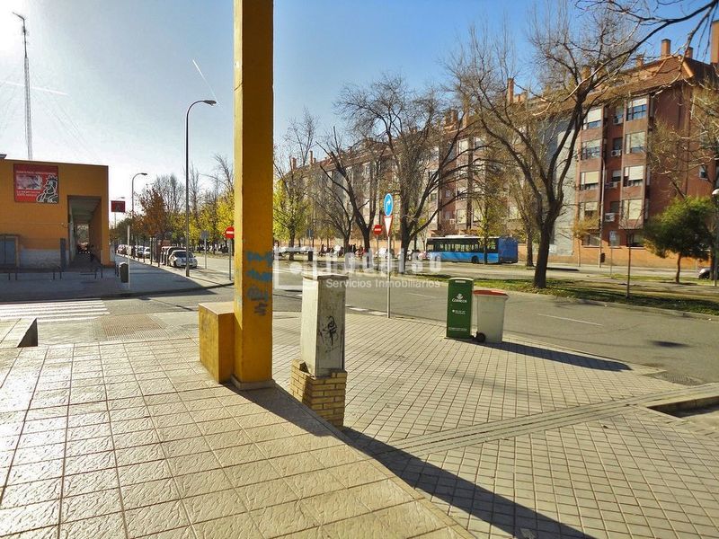 Foto 0508762b-875e-4bfa-85c7-5986ec3330b7. Aparcament cotxe a Butarque Madrid