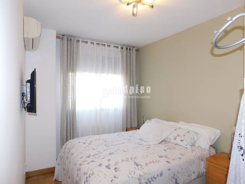 Foto 374e81ee-11ce-41b9-9639-d8564a67c57e. Pis amb calefacció aparcament piscina a Butarque Madrid