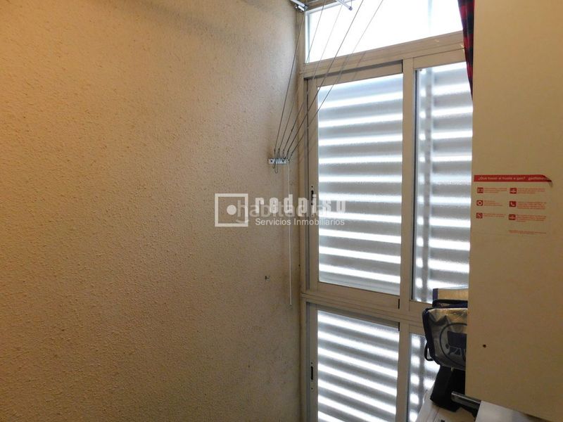 Foto 639d5c99-b2da-4832-9c26-8a0d84ff323e. Pis amb calefacció aparcament piscina a Butarque Madrid