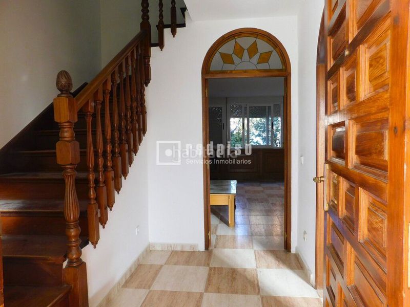 Foto eb3c02db-202c-4325-94de-d46caa99bba4. Casa amb calefacció aparcament a Perales del Río Getafe
