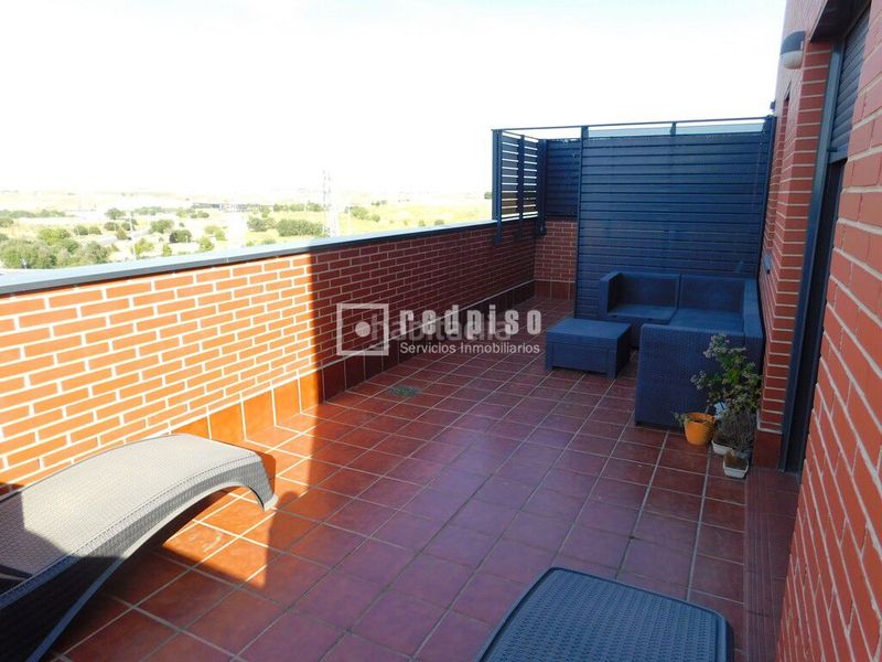 Foto a5f1086d-0ee3-4a07-a0ee-a211801e853b. Rent flat with heating parking pool in Butarque Madrid