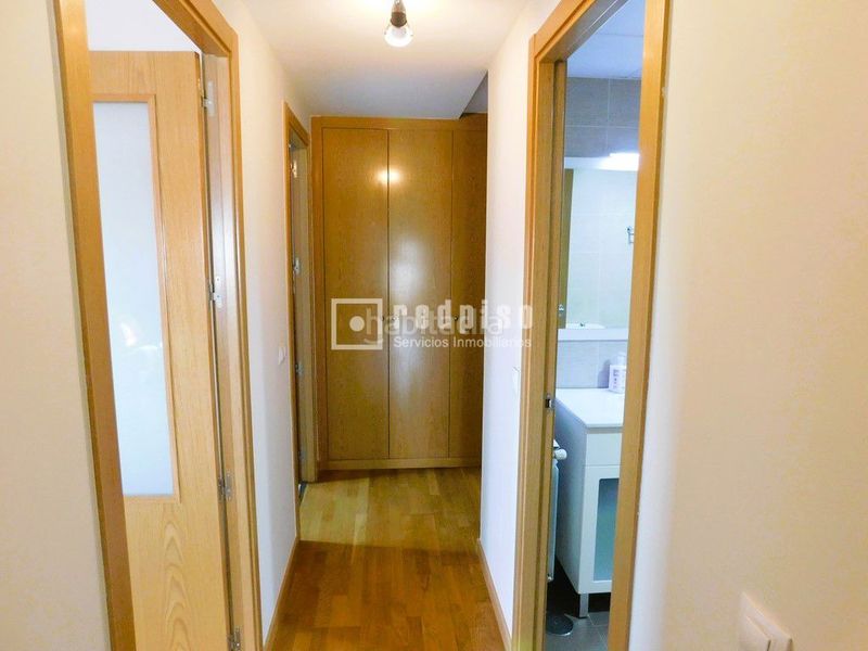 Foto f0e9b577-59f8-40e1-ad87-c799585c8184. Rent flat with heating parking pool in Butarque Madrid