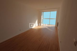 Piso en Butarque. Magnífica vivienda situada en la calle calcio