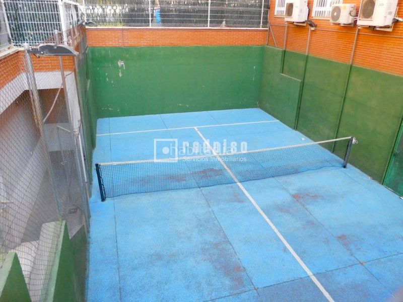 Foto b0a99485-c720-4463-a746-baab33db97a4. Dúplex amb calefacció aparcament piscina a Butarque Madrid