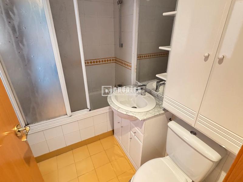 Foto f514c1c7-3c44-45e6-a862-13a193a78a27. Pis amb calefacció aparcament piscina a Rosas - Musas Madrid