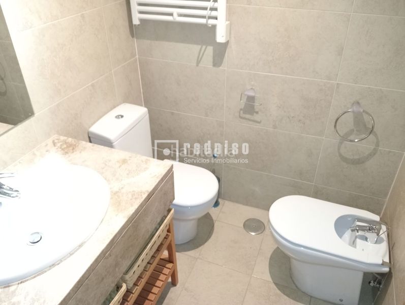 Foto 5042e1c4-e426-4cbb-994a-798806573653. Rent flat with heating parking pool in Rejas Madrid